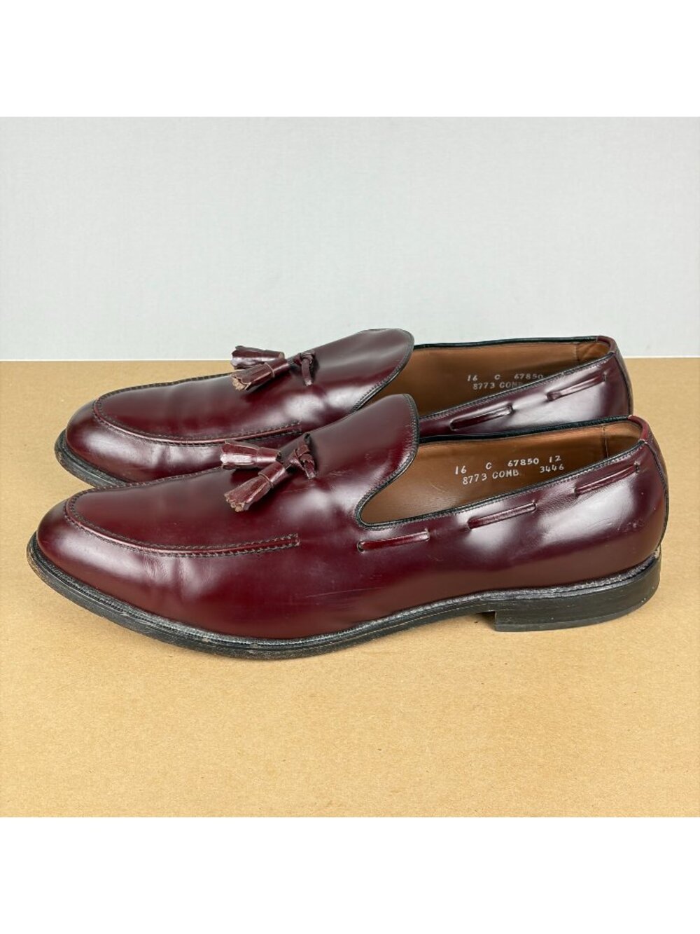 Allen Edmonds Saratoga Tassel Loafers Mens 16 Burgundy/Cognac Dress Shoes